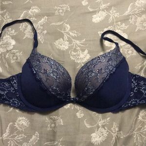 Navy 34C bra with light blue lace